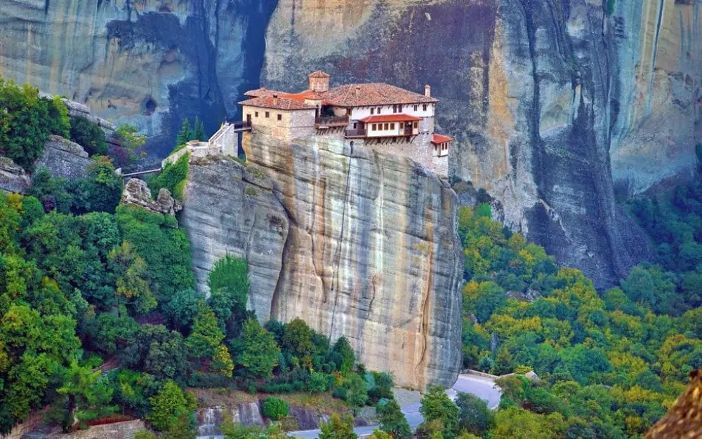 Os mosteiros sagrados de Meteora na Grécia