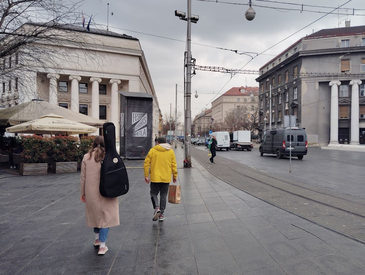 Slike iz Zagreba (ili tako nekako) - Page 10 AP1GczPpkCT0Z6Z_lQnETVTLUlwdYWn3CbshLzJMsM0X4cJs5WO25BmeK8yIS778yYgj83h7UJKI81xPFjpQASgPbCnFiZcbC18__XUaGnzjBitI5JZY9Bj0YAhbHX0V0YJzC1lIQctXLvLhMFXc1Sg0kPwv6A=w1181-h890-s-no-gm?authuser=0