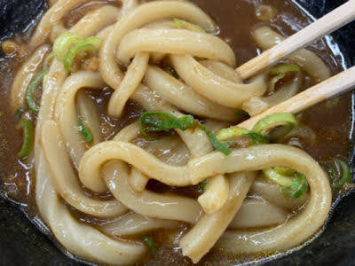 讃岐うどんむらさきカレーうどん