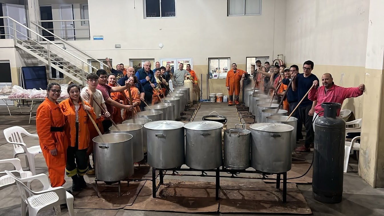 GRACIAS HERNANDO! ÉXITO TOTAL, MÁS DE 2200 PORCIONES VENDIDAS. NOS REENCONTRAMOS EL 11 DE AGOSTO.