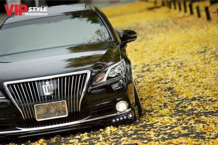 モーターリンク熊本さんが投稿したモーターリンク熊本・熊本VIP・雑誌掲載・カスタムカー・ＶＩＰスタイルに関するカスタム事例の投稿画像1枚目