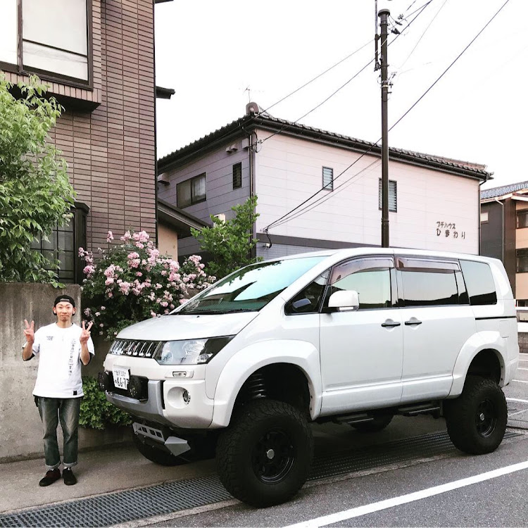 デリカD:5の目指しているのはじゅるろう的デモカー・BACHI駆走改・車検は通るものじゃなく通すものに関するカスタム事例の投稿画像4枚目