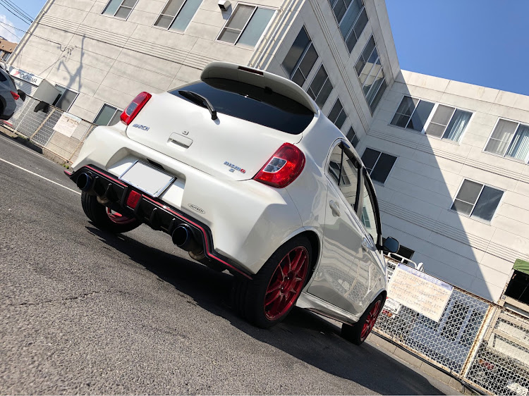 マーチの洗車に関するカスタム事例の投稿画像3枚目