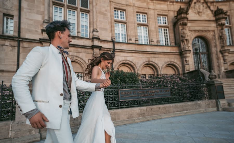 Fotógrafo de casamento Varqa Naderi (naderi). Foto de 30 de julho 2022