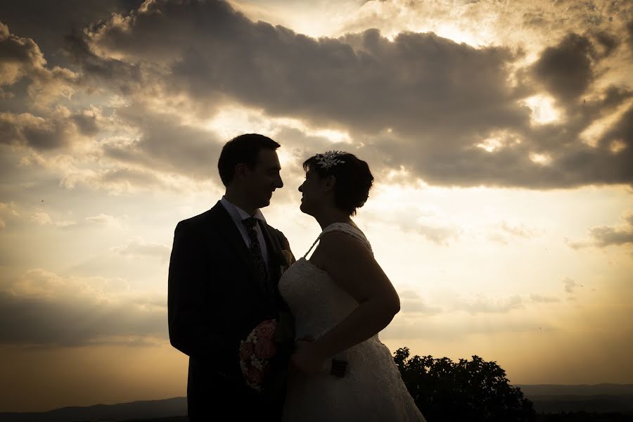 Fotografo di matrimoni Laura Caini (lauracaini). Foto del 4 gennaio 2020