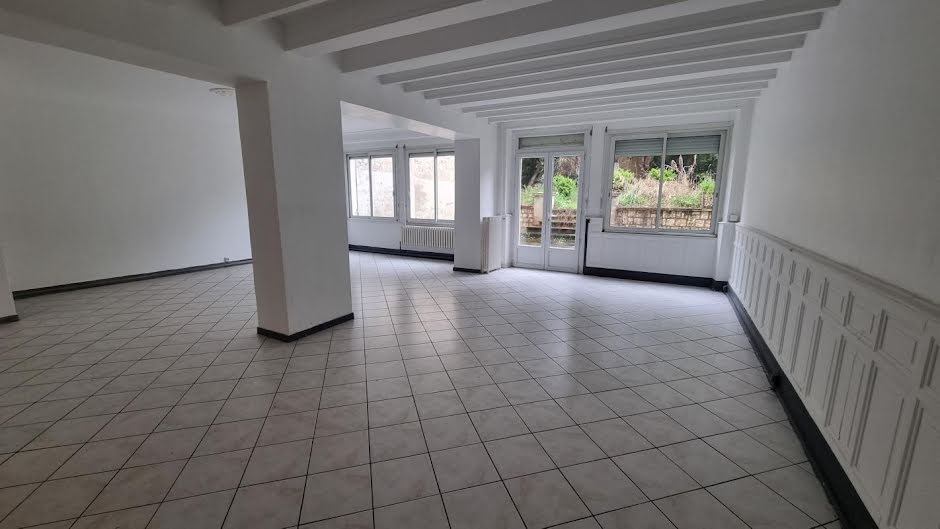 Vente maison 6 pièces 225 m² à Beaumont-de-Lomagne (82500), 173 000 €