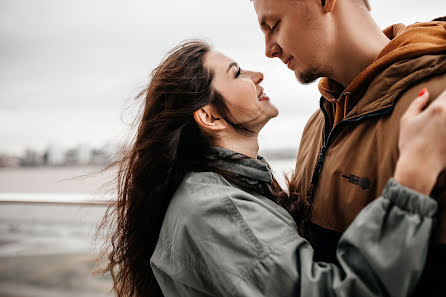 Photographe de mariage Vladimir Lesnikov (lesnikov). Photo du 20 septembre 2021