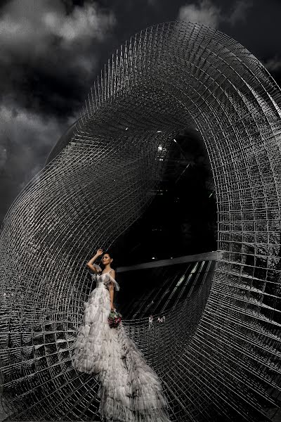 Fotógrafo de casamento Aybolat Ospanov (aibolatph). Foto de 4 de março 2020