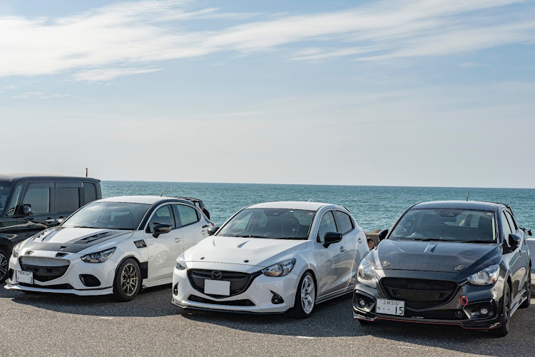 デミオのJ.S.R・15MB・愛車の横顔・車高調交換・ツーリングに関するカスタム事例の投稿画像2枚目