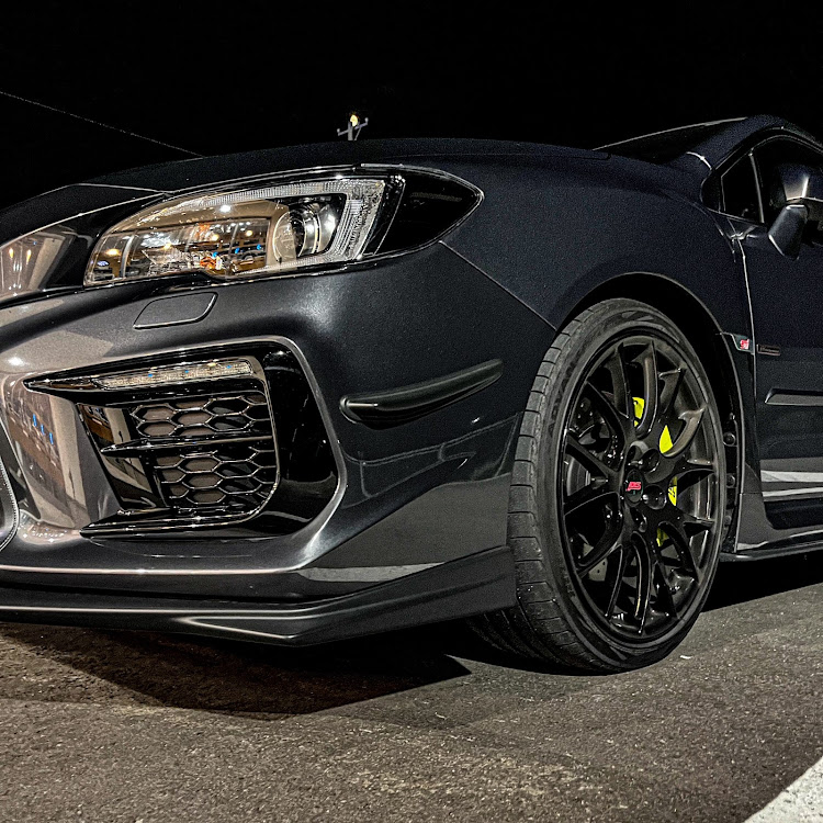 WRX STIの8月もよろしくお願いします・暑い、、暑いぞおおお！！・台風にお気を付け下さいに関するカスタム事例の投稿画像1枚目
