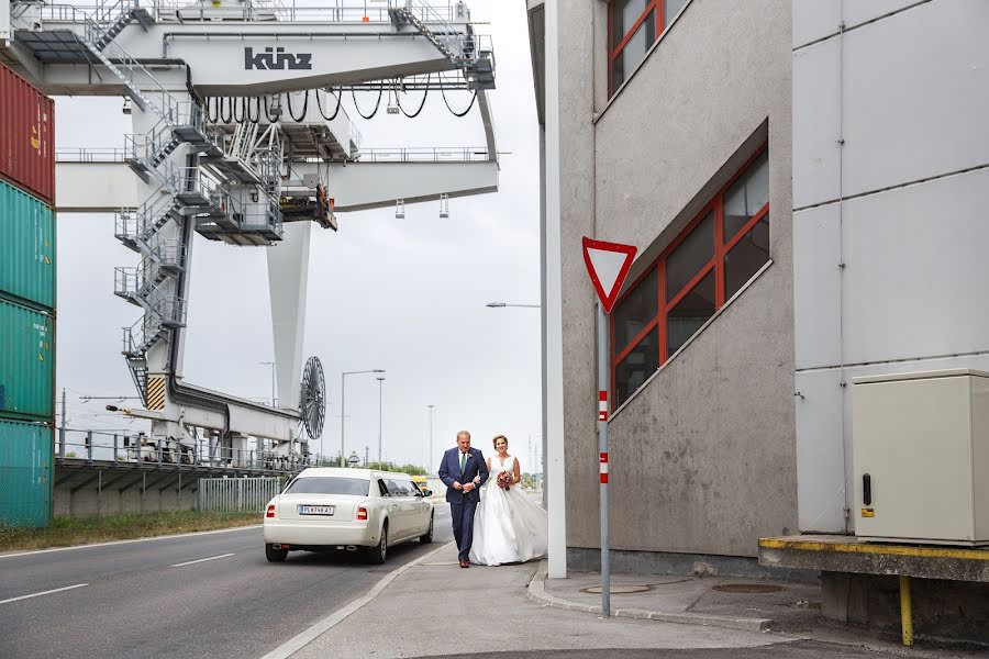 Wedding photographer Viktor Demin (victordyomin). Photo of 26 March 2019