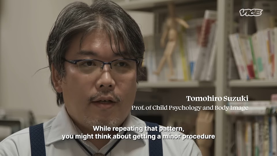 Anak-anak di Jepang menjalani operasi kosmetik _ Tangkapan layar Kecantikan Mematikan 11-47