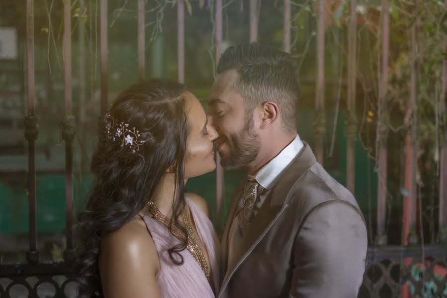 Fotógrafo de bodas Alexander Martinez (35mm). Foto del 17 de febrero 2019