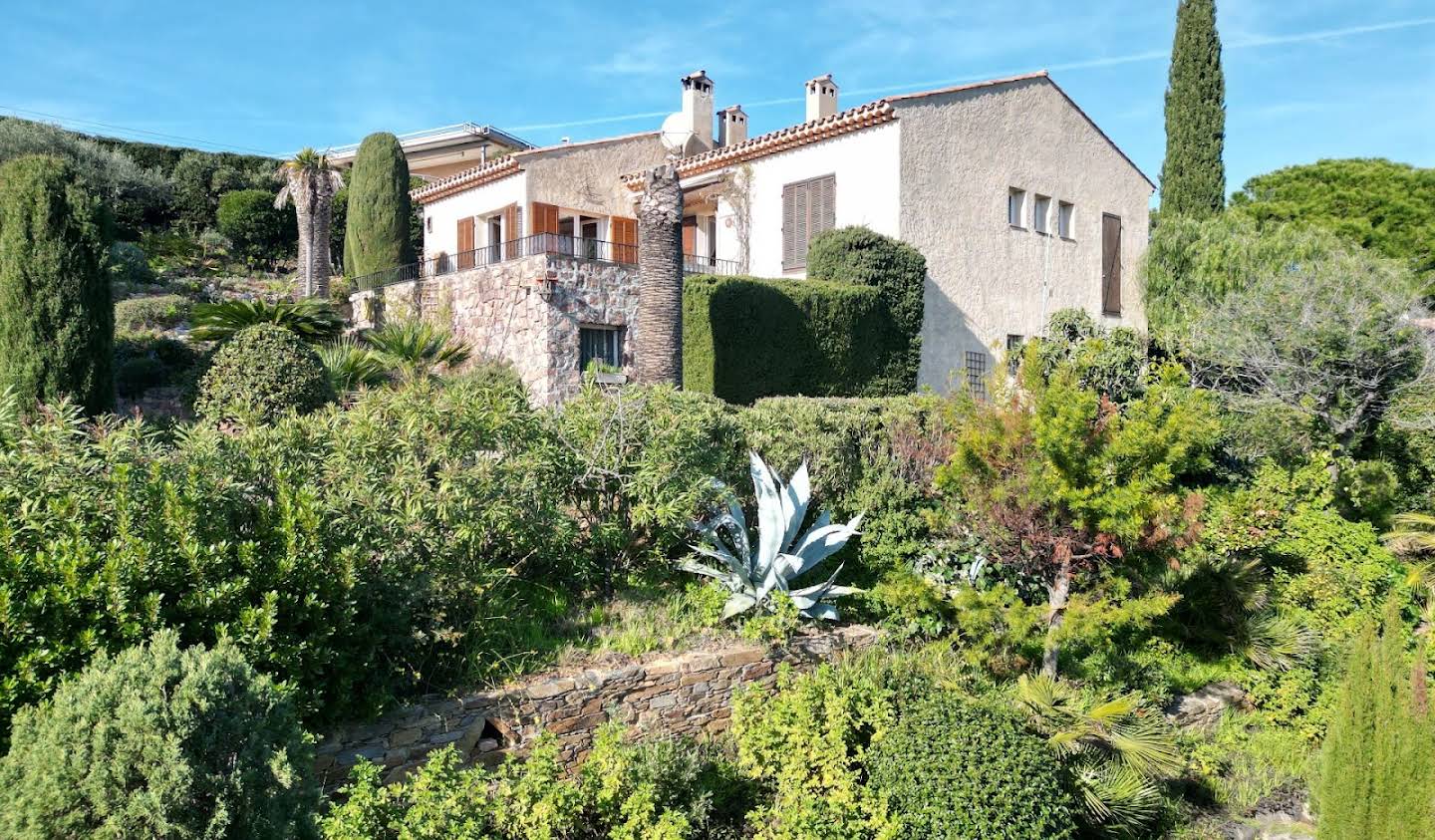 Villa avec terrasse Cavalaire-sur-Mer