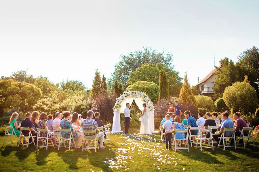 Fotógrafo de casamento Roman Saglo (apelsin). Foto de 28 de janeiro 2018