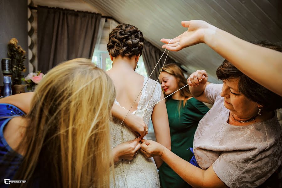 Fotógrafo de bodas Oleg Panov (olegpanov161). Foto del 5 de diciembre 2017