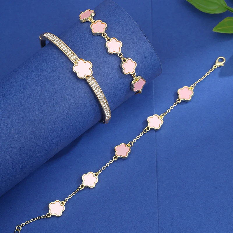 Title 5, Conjunto de três pulseiras de renda com flor de...