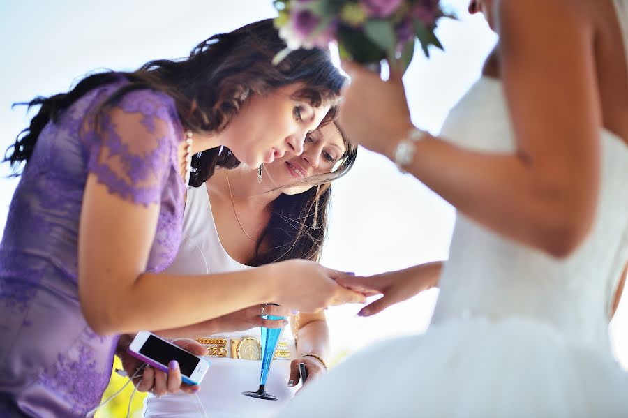 Fotógrafo de bodas Inga Mezenceva (umina). Foto del 8 de junio 2015