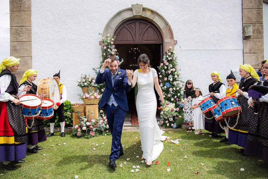 Fotografo di matrimoni Vanessa Pereira (vanobanano). Foto del 16 ottobre 2023