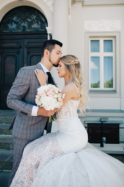 Wedding photographer Yuliya Petrova (petrova). Photo of 25 August 2018