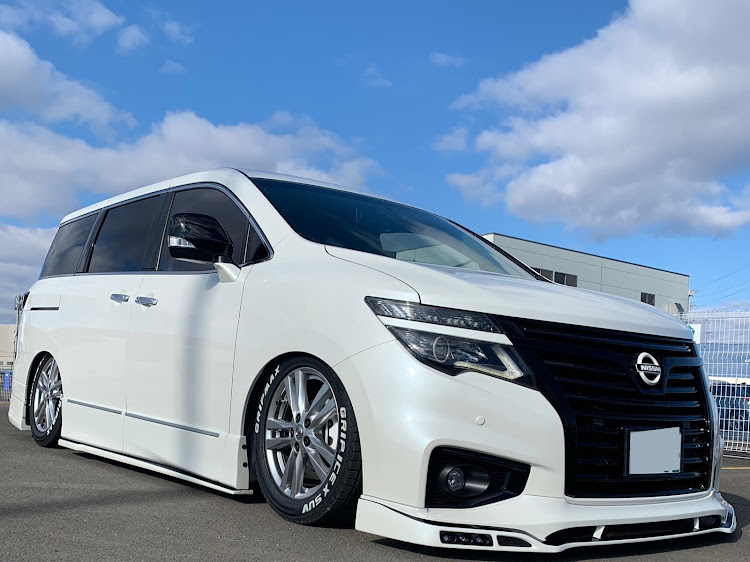エルグランドのいつもイイネ&コメントありがとうございます🙇‍♂️・エルグランドE52・洗車に関するカスタム事例の投稿画像4枚目