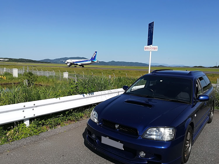 レガシィツーリングワゴンのマスターさんステッカー・マスターさんありがとうございます・岡山空港・一眼レフ欲しいに関するカスタム事例の投稿画像4枚目