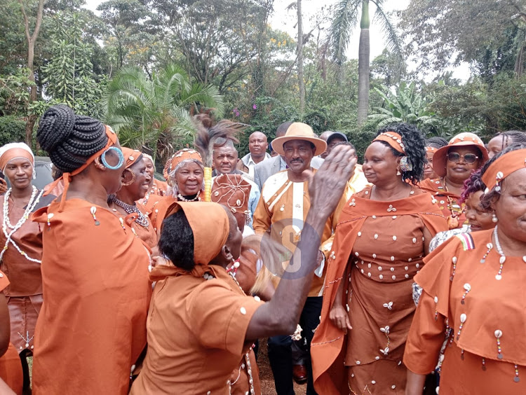 Kikuyu and Kamba women leaders embrace Wiper leader Kalonzo Musyoka when he arrived in Ruaka to meet the elders on April 4, 2024.