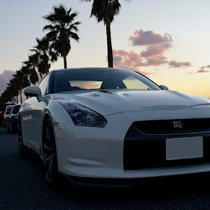 NISSAN GT-R R35