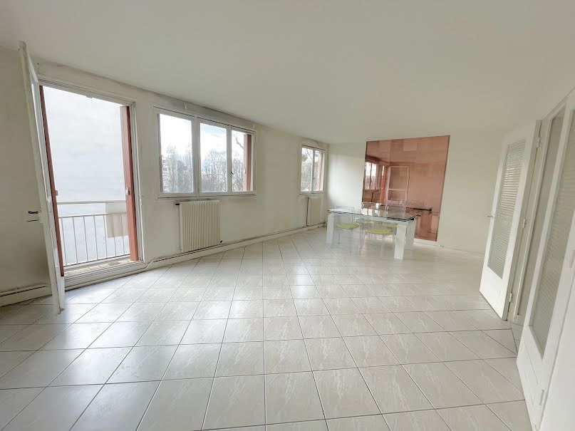 Vente appartement 4 pièces 71 m² à Le Plessis-Trévise (94420), 182 000 €