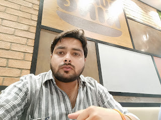 Gaurav Pandey at Burger King, Z Square Mall,  photos