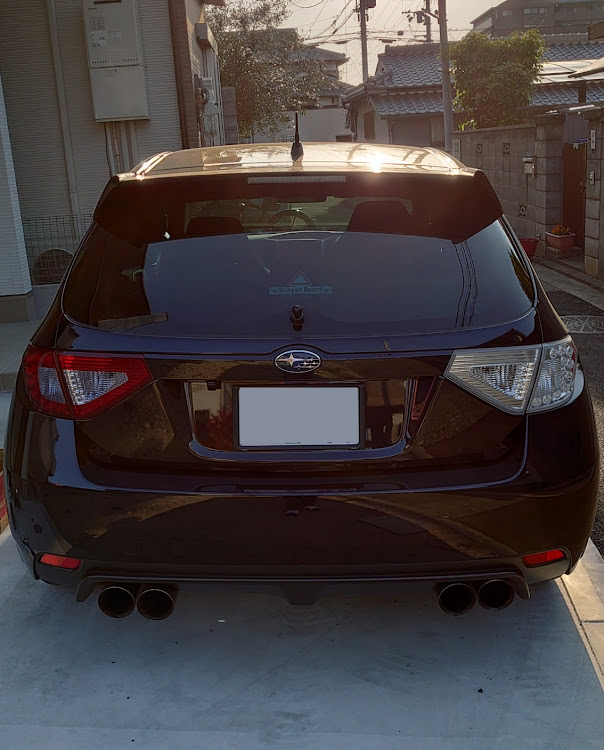 インプレッサ WRX STIの定番ネタ・テールランプ交換・DIY・stay homeに関するカスタム事例の投稿画像2枚目