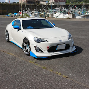 86