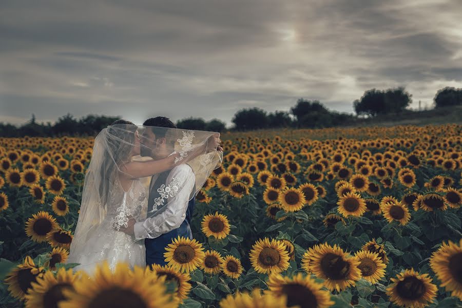 Wedding photographer Konstantinos Poulios (poulios). Photo of 21 June 2019