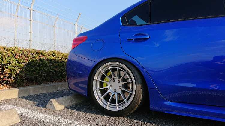 WRX STIのえすけーさんが投稿したカスタム事例の投稿画像3枚目