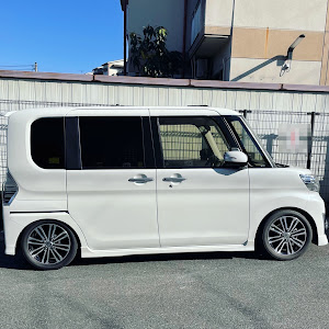 タントカスタム LA600S