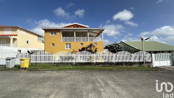 maison à Sainte Anne (972)