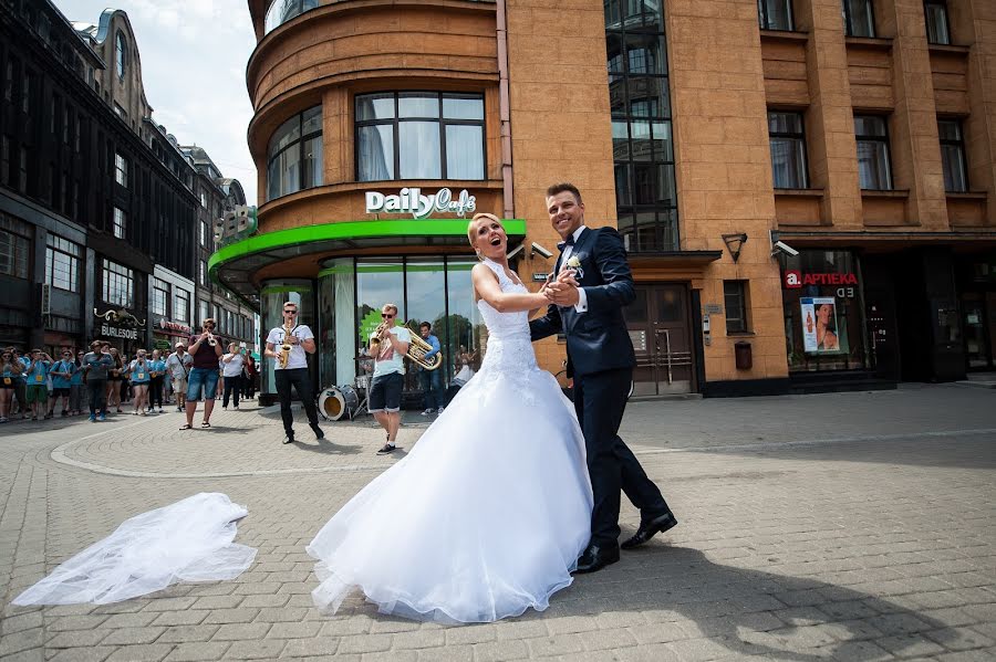 Wedding photographer Tigran Agadzhanyan (atigran). Photo of 4 February 2015