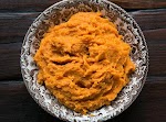 Bourbon Mashed Sweet Potatoes was pinched from <a href="http://www.simplyrecipes.com/recipes/bourbon_mashed_sweet_potatoes/" target="_blank">www.simplyrecipes.com.</a>