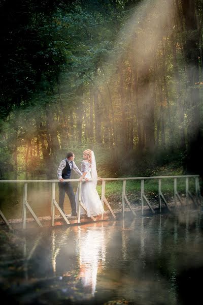 Fotógrafo de casamento Dmitriy Korol (icor). Foto de 30 de outubro 2017