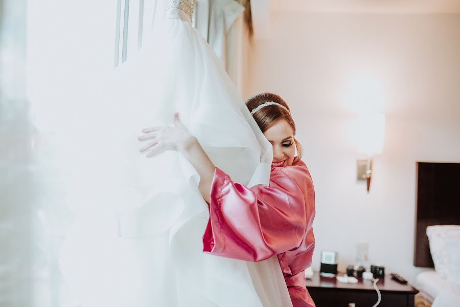 Fotógrafo de casamento Carolina Cavazos (cavazos). Foto de 8 de abril 2018