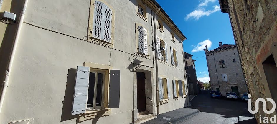 Vente maison 8 pièces 212 m² à Bourg-Saint-Andéol (07700), 260 000 €