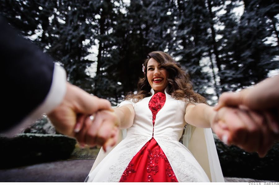 Wedding photographer Tolik Sabina (toliksabina). Photo of 22 February 2015