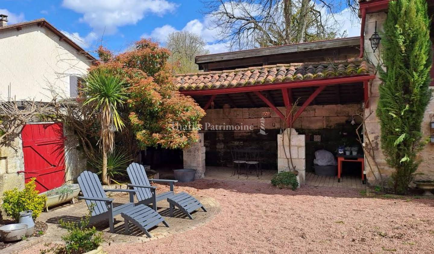 House with terrace Bourdeilles