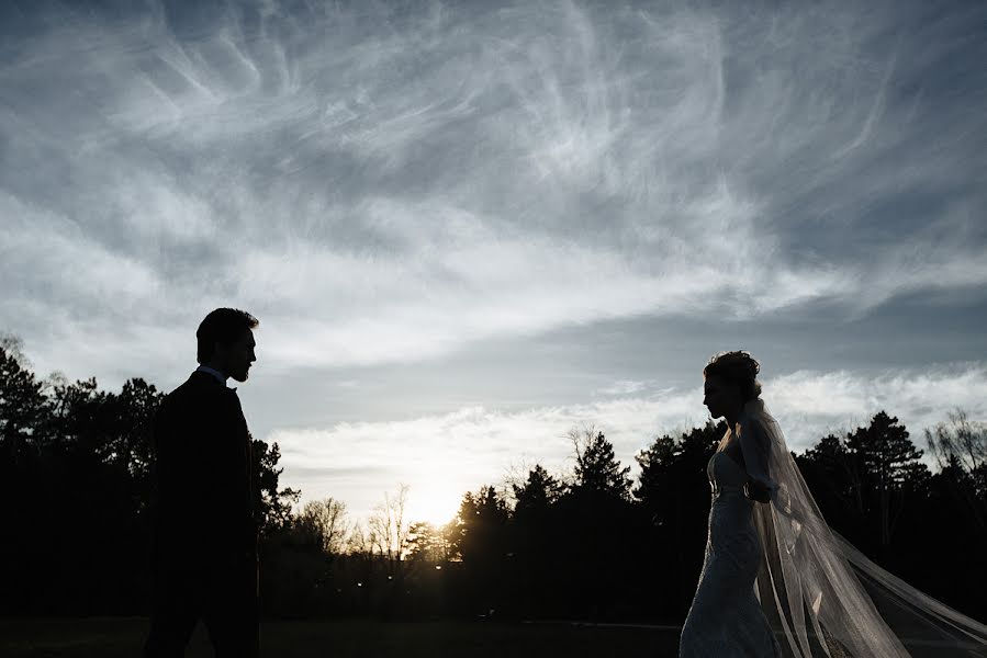 Fotógrafo de casamento Dmitriy Demskoy (kurnyavko). Foto de 3 de janeiro 2016