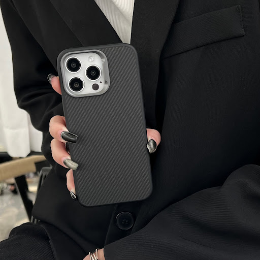Title 4, Carbon Fiber Texture Magnetic Drop-resistant Fr...