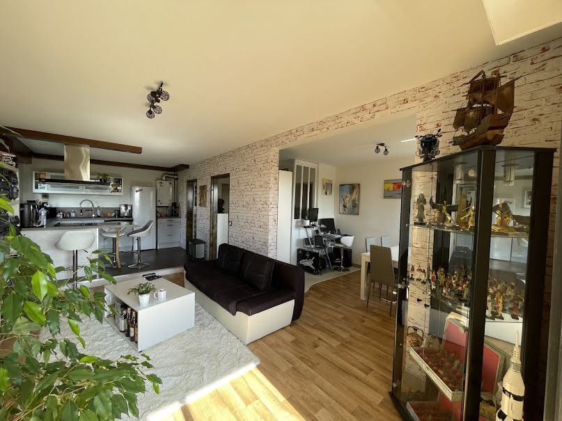 Vente appartement 4 pièces 74.2 m² à Rennes (35000), 244 000 €