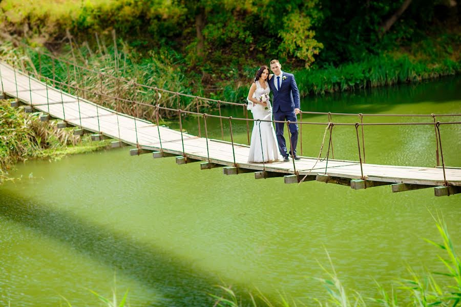 Fotógrafo de casamento Elena Valebnaya (helenv). Foto de 30 de junho 2015