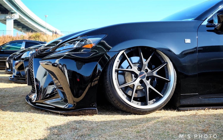 GSのみんなでつくろうホイール図鑑・LEXON・Garage Excellent・ハイパーフォージド・10日は10系GSの日に関するカスタム事例の投稿画像4枚目