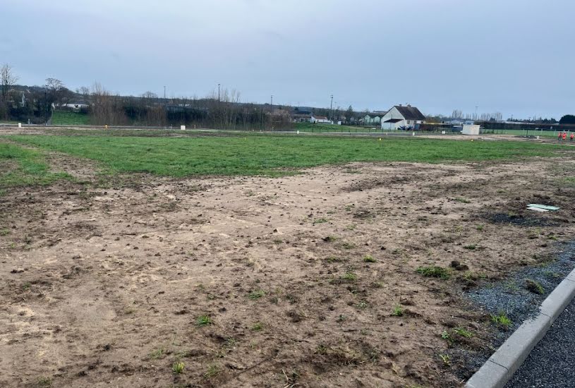  Vente Terrain + Maison - Terrain : 518m² - Maison : 100m² à Noyen-sur-Sarthe (72430) 