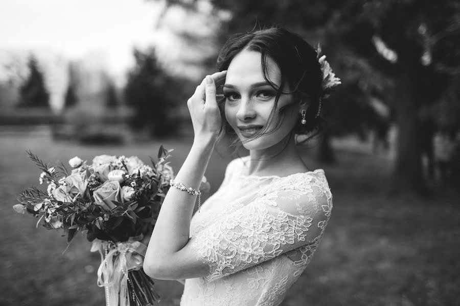 Fotografo di matrimoni Aleksandr Savchenko (savchenkosash). Foto del 6 maggio 2017